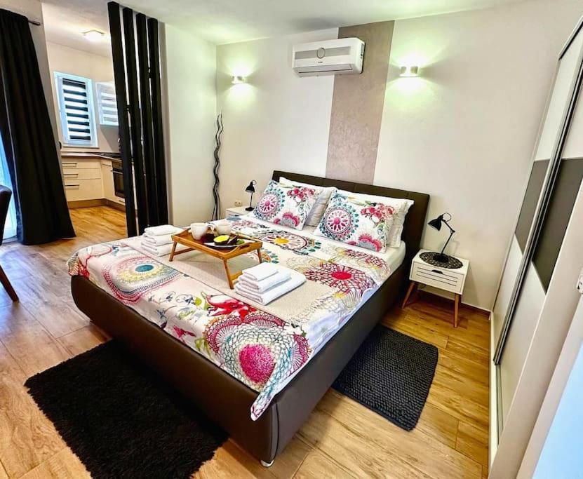 Holiday&Suite Klanac Vir Eksteriør billede